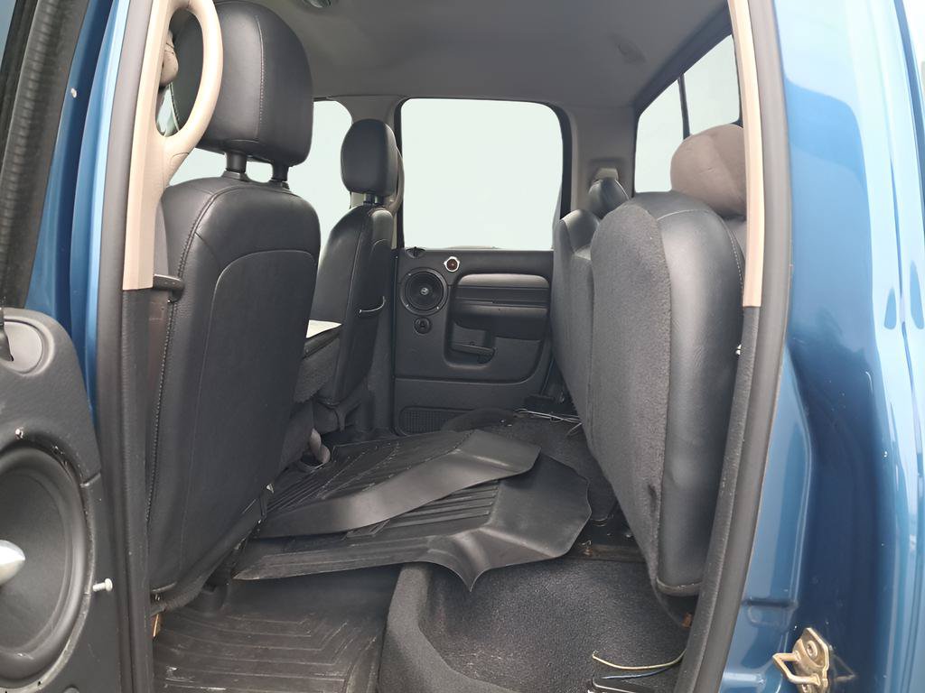 Used 2004 Dodge Ram 2500 Truck SLT w/ Sport Appearance Group AWD/4WD image 12