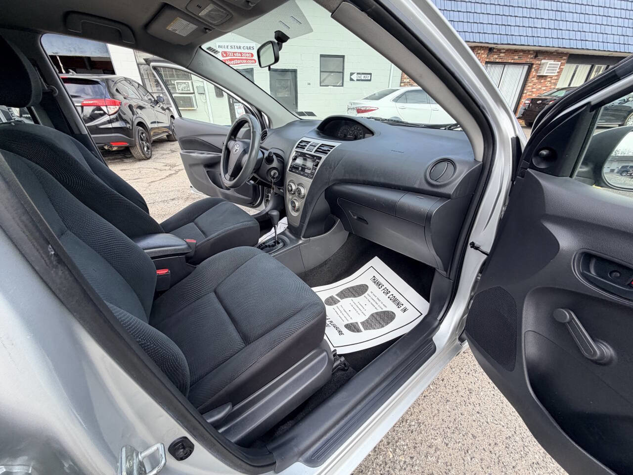 Used 2009 Toyota Yaris Sedan image 29