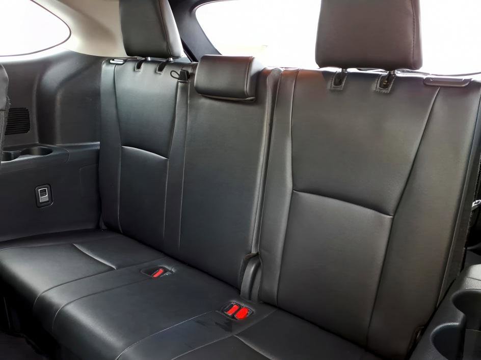 Certified 2024 Toyota Highlander XLE image 14