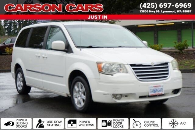 Used 2010 Chrysler Town & Country Touring image 1