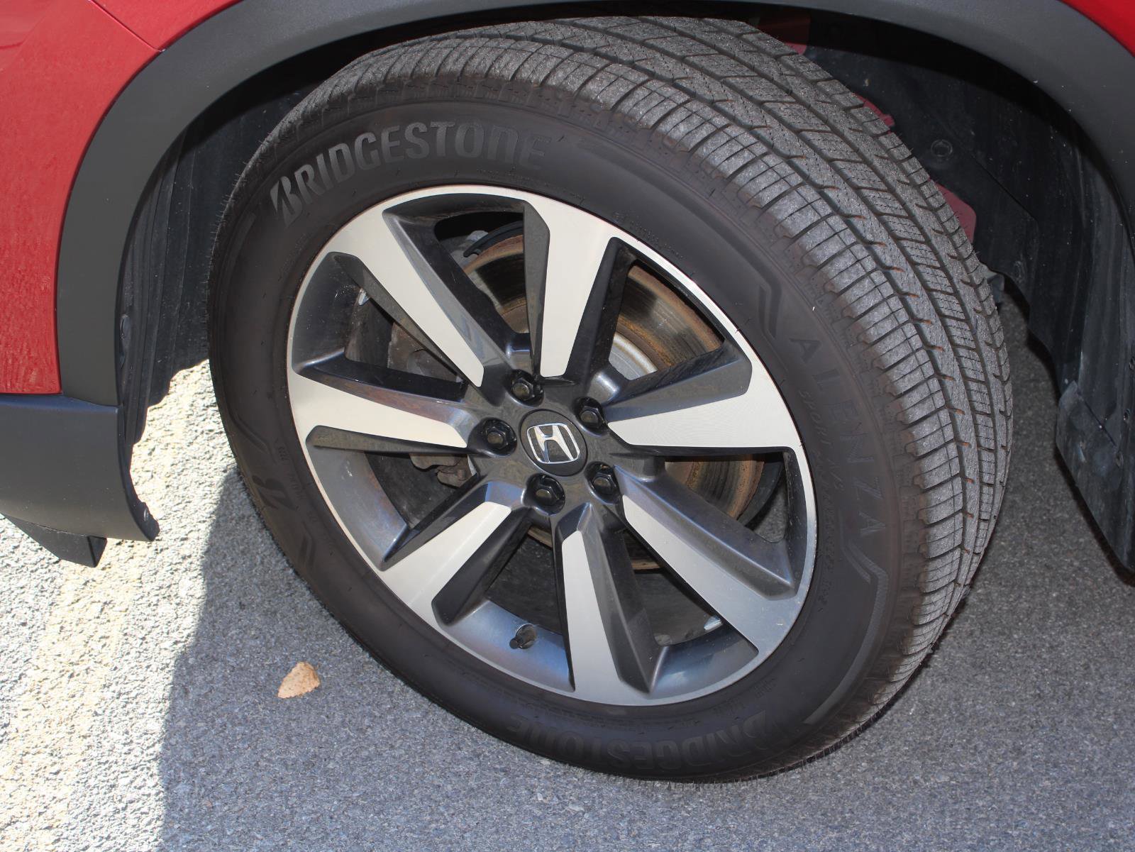 Used 2023 Honda Pilot Elite image 18