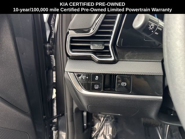 Certified 2024 Kia Sportage LX image 13