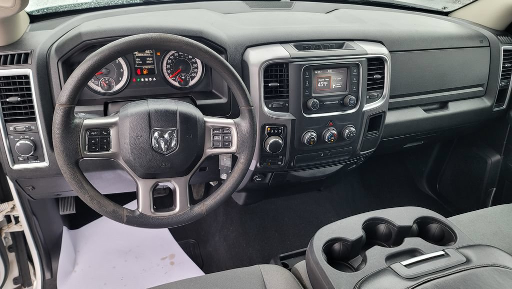 Used 2021 RAM 1500 Classic SLT AWD/4WD image 24