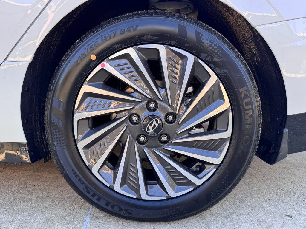 New 2026 Hyundai Sonata Limited image 28