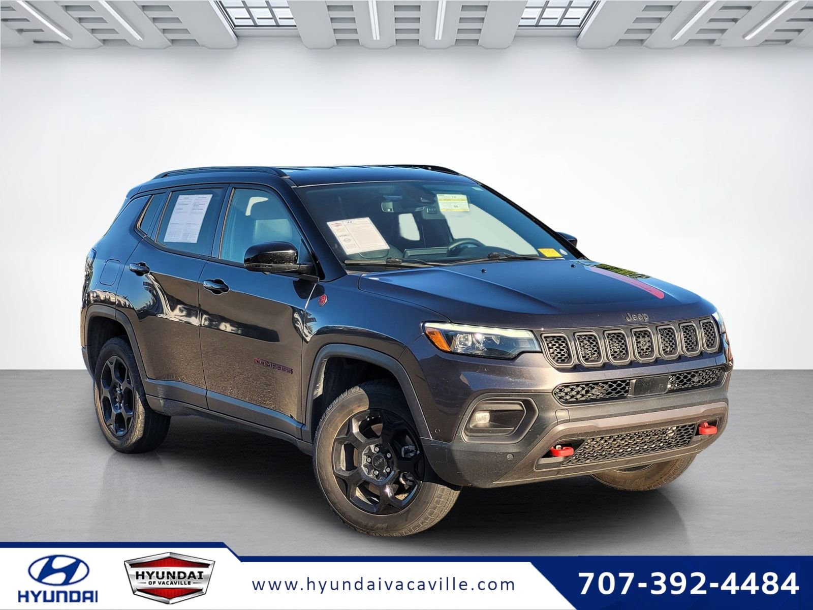 Used 2023 Jeep Compass Trailhawk w/ Trailhawk Elite Group image 1