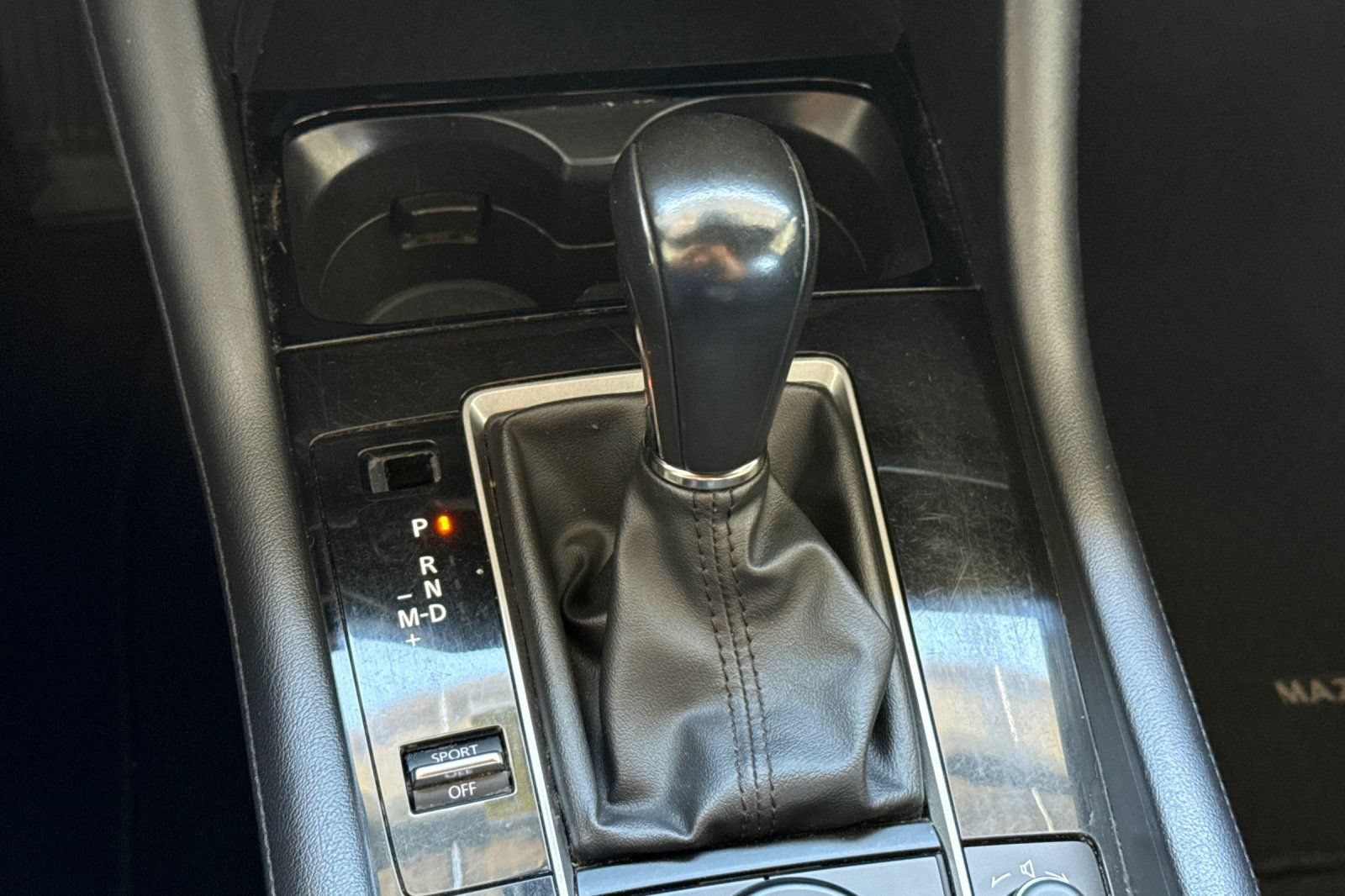 Used 2025 MAZDA MAZDA3 s Sport FWD image 28