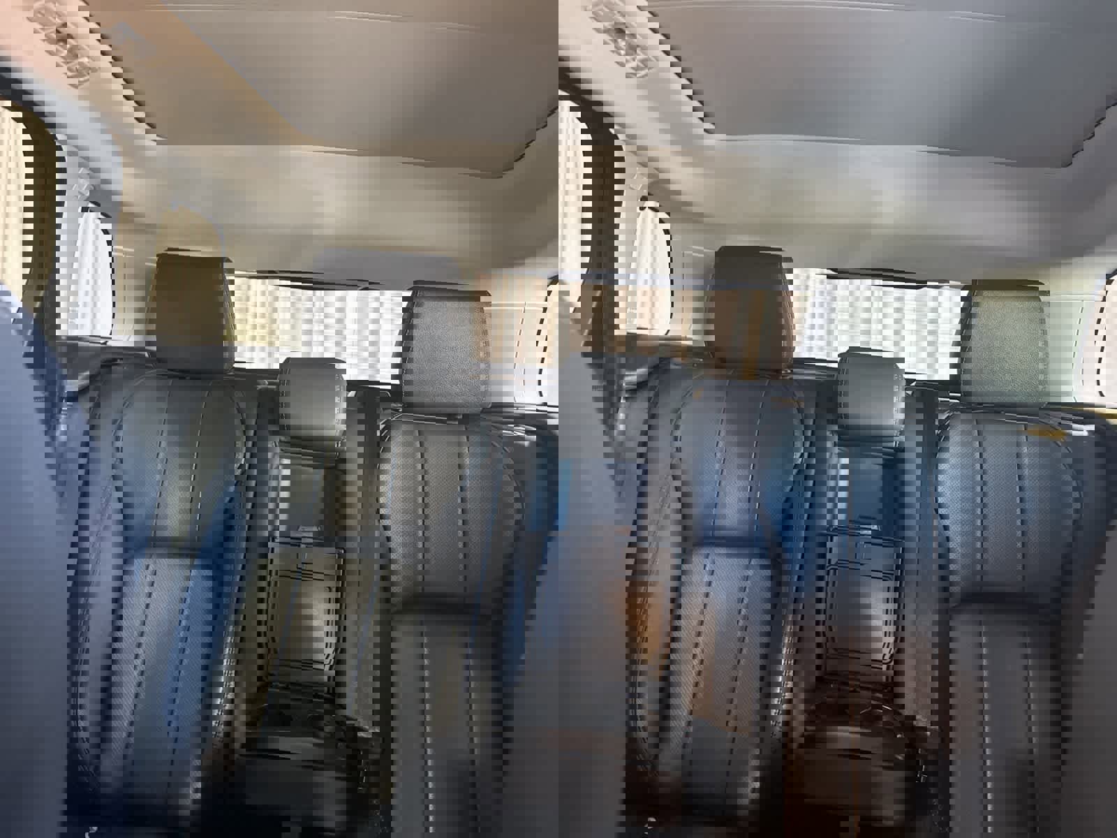 Used 2019 Land Rover Range Rover Evoque SE image 19