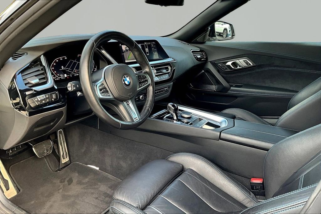 Used 2024 BMW Z4 sDrive30i w/ Premium Package image 14