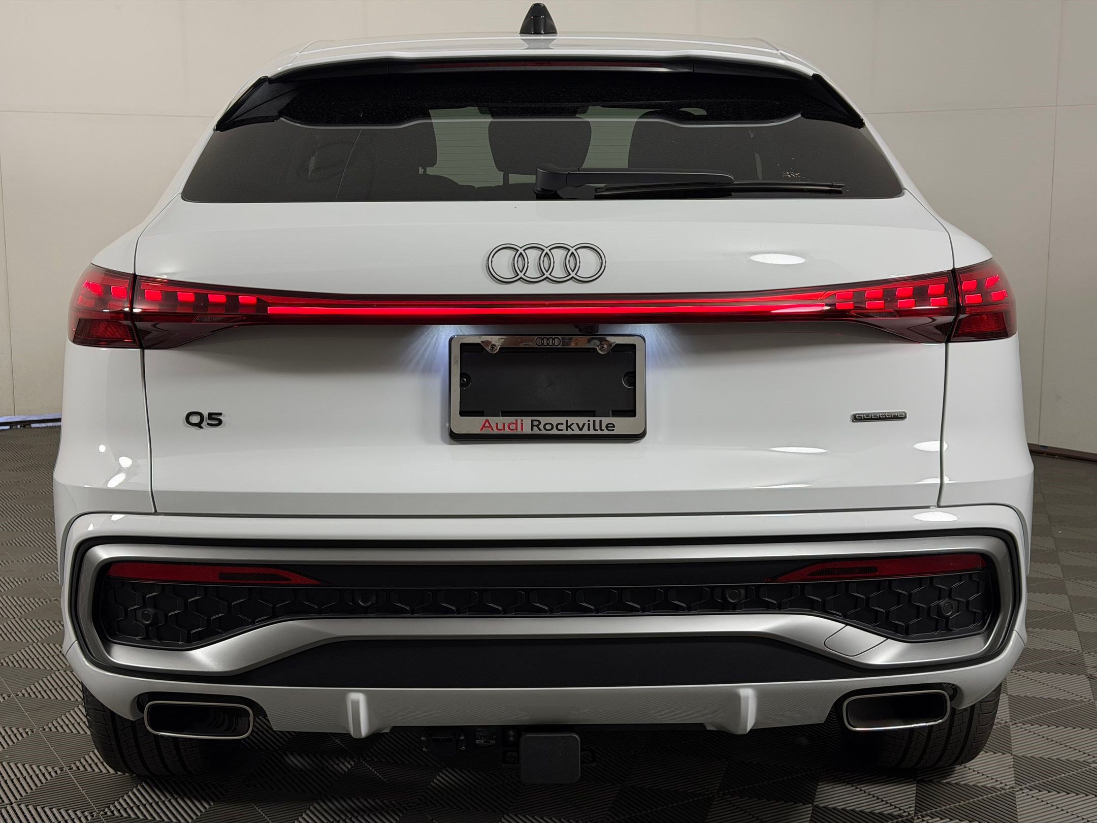 New 2026 Audi Q5 Premium Plus AWD/4WD image 10