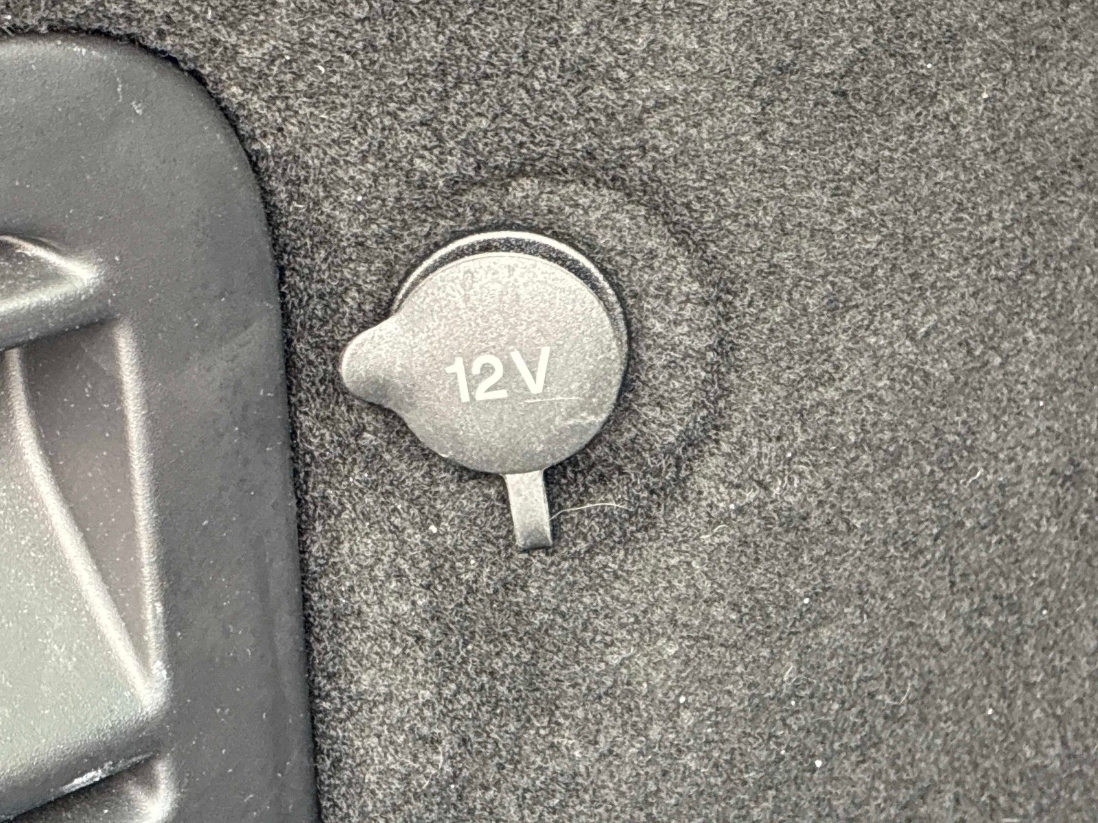 Used 2018 Land Rover Range Rover Evoque AWD/4WD image 15