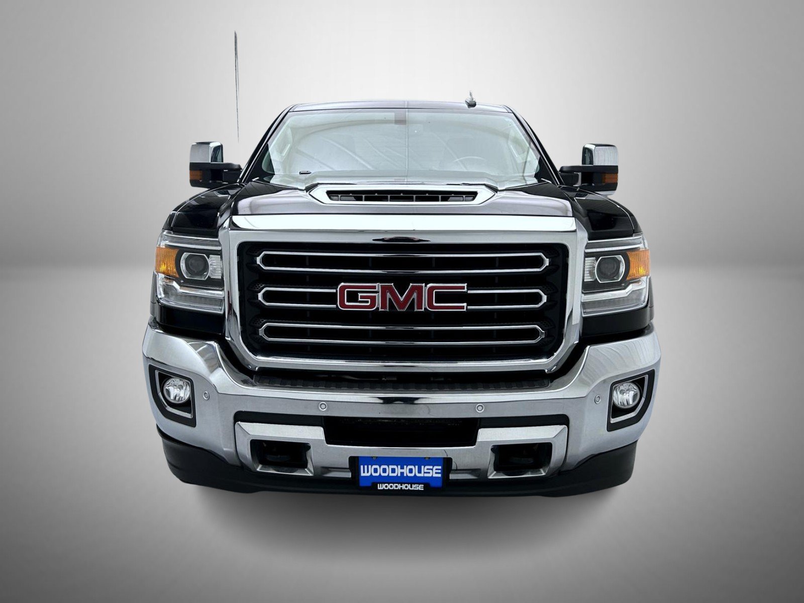 Used 2018 GMC Sierra 2500 SLT AWD/4WD image 2
