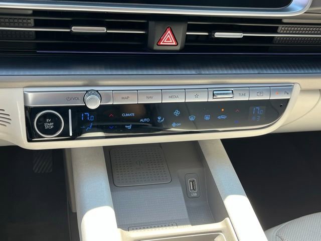Used 2023 Hyundai Ioniq 6 SEL RWD image 23