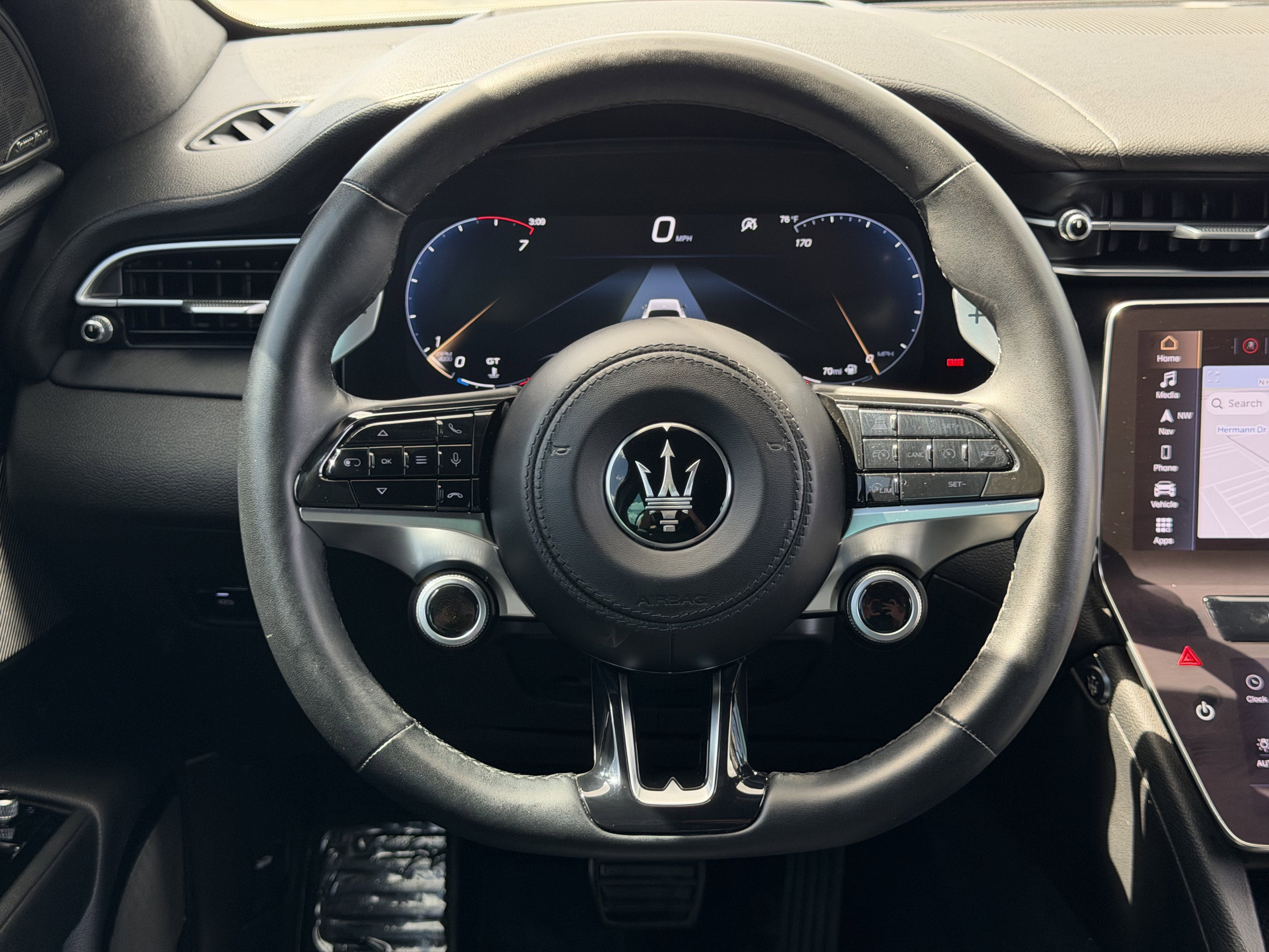 Used 2023 Maserati Grecale GT AWD/4WD image 19