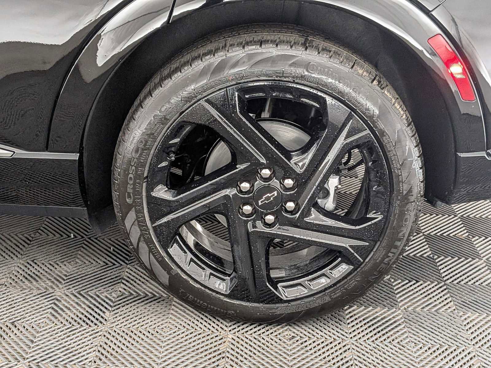 New 2026 Chevrolet Equinox EV RS image 14