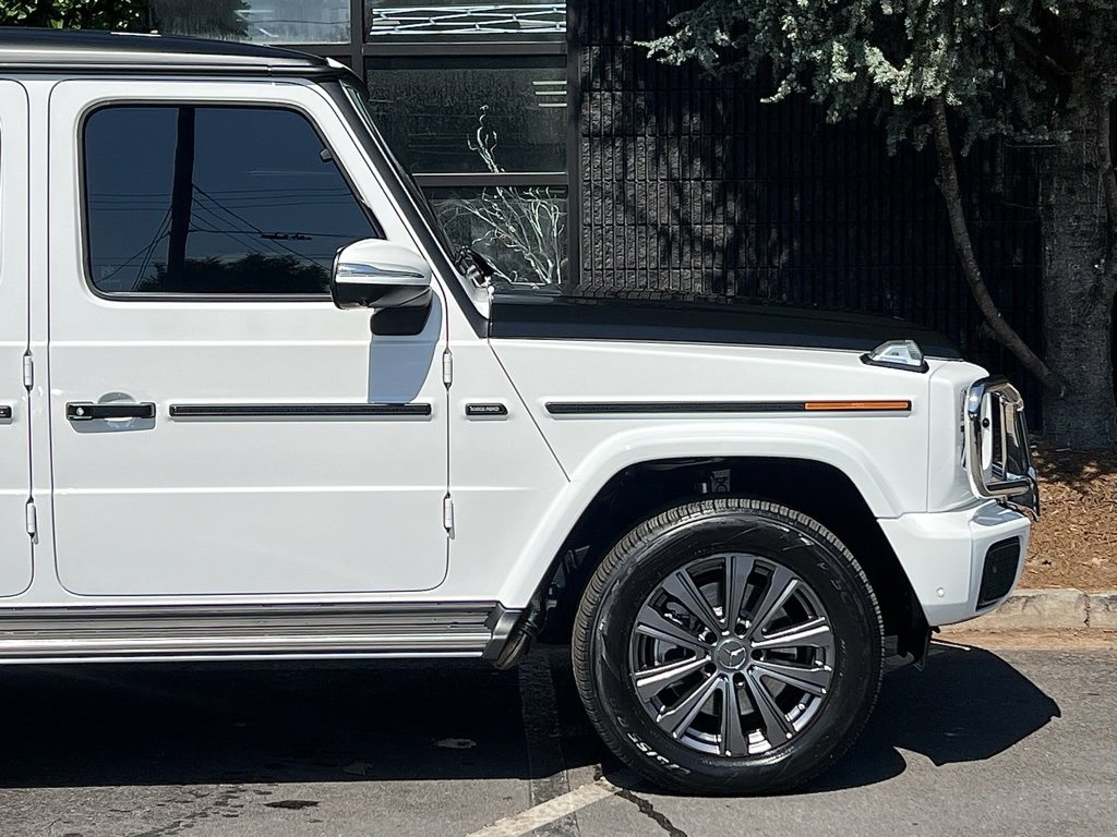 Used 2025 Mercedes-Benz G 550 image 19