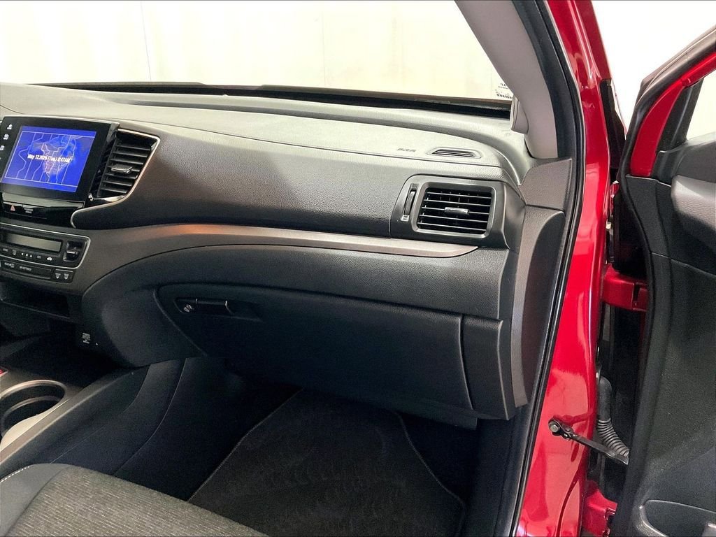 Used 2022 Honda Ridgeline Sport image 13