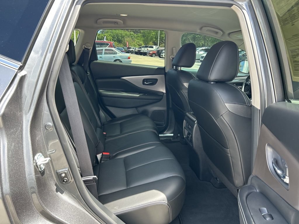 Certified 2023 Nissan Murano SL w/ Cargo Package FWD image 47