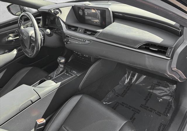 Used 2019 Lexus ES 350 w/ Premium Package image 21