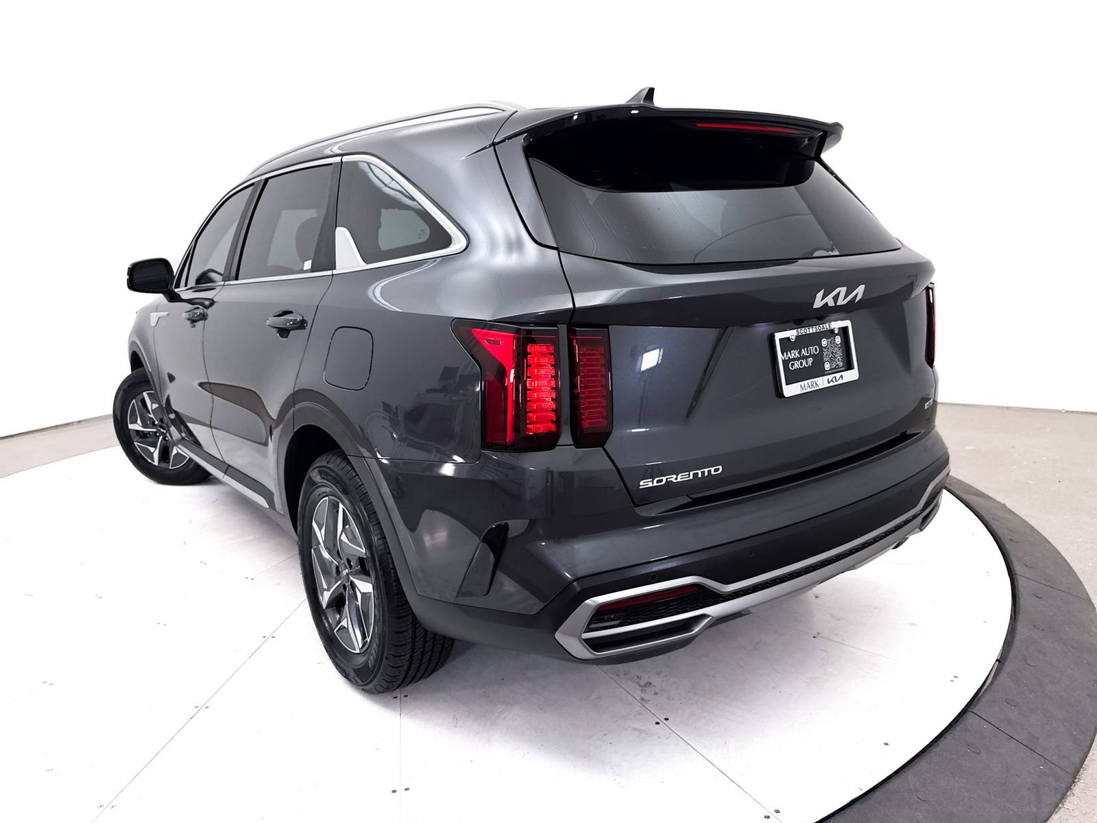 Certified 2023 Kia Sorento EX FWD image 7