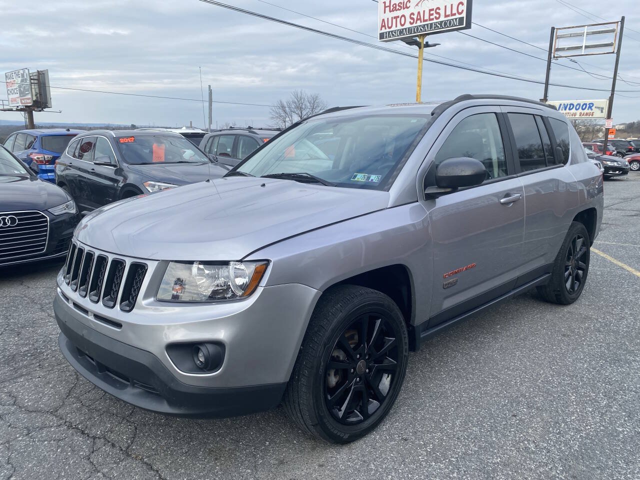 Used 2017 Jeep Compass 75th Anniversary w/ Power Value Group FWD image 1