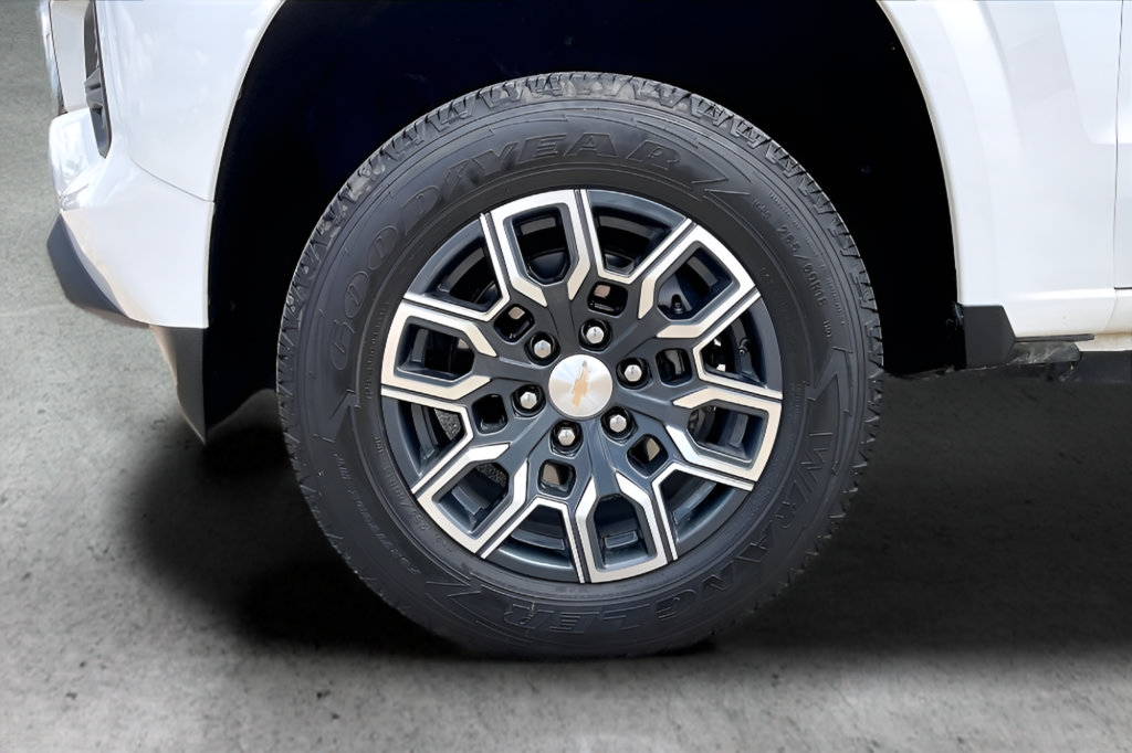 Used 2024 Chevrolet Colorado LT w/ LT Convenience Package III RWD image 36