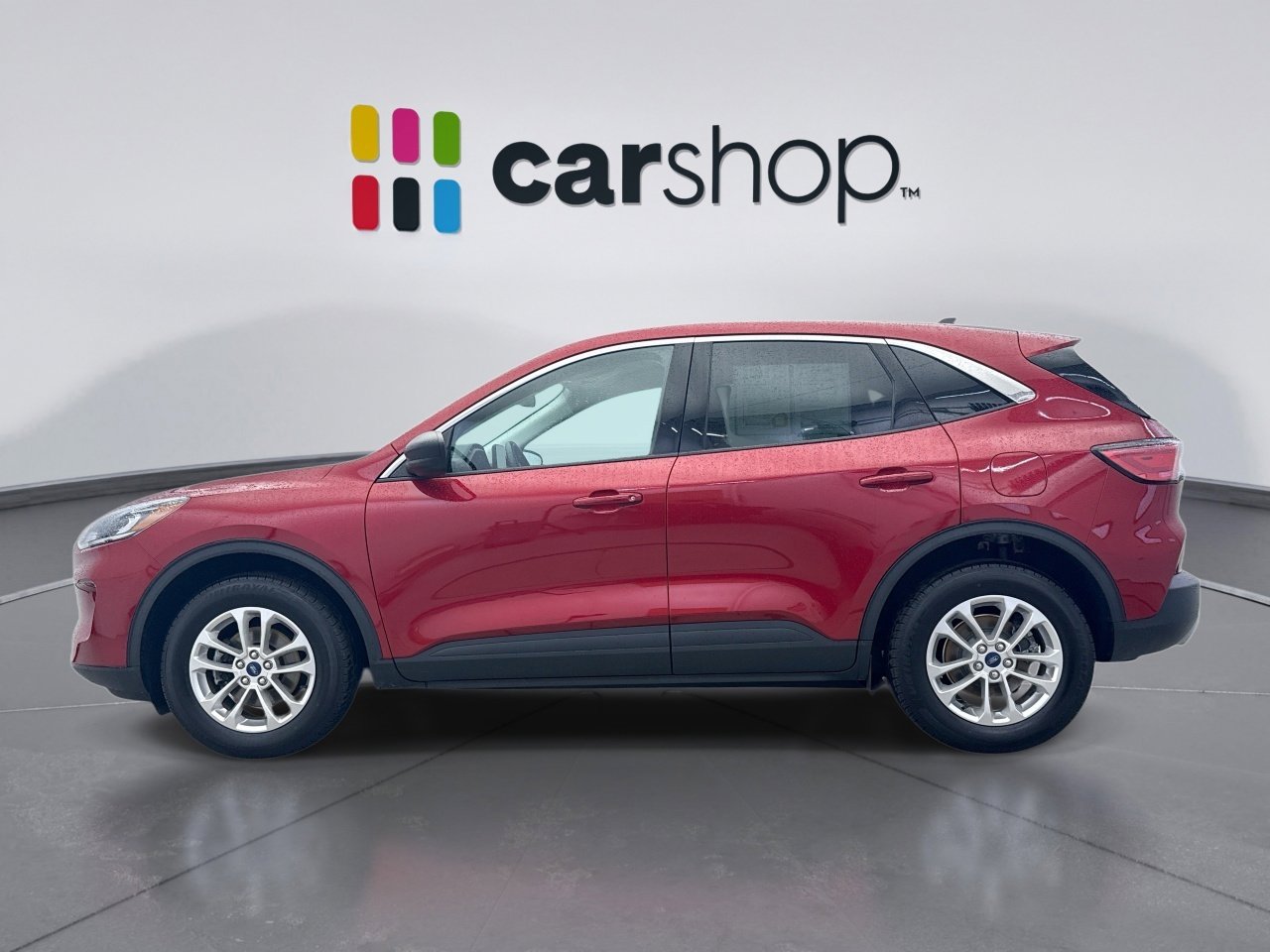Used 2022 Ford Escape SE w/ Cold Weather Package image 2