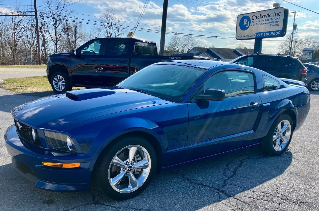 Used 2008 Ford Mustang GT image 2