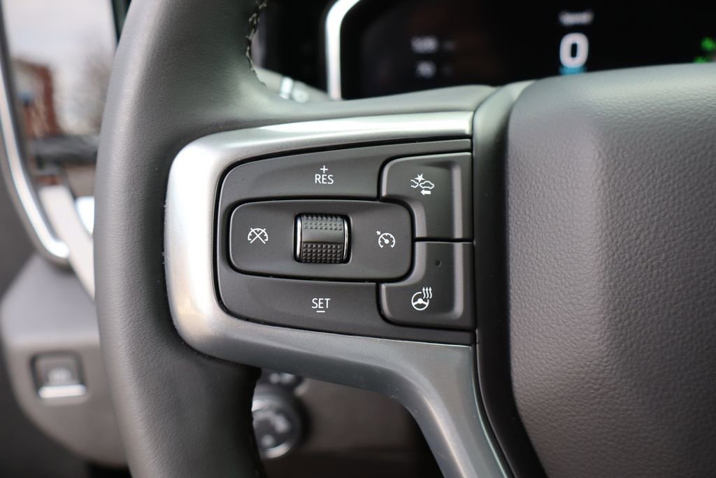Used 2024 Chevrolet Silverado 1500 LT image 14