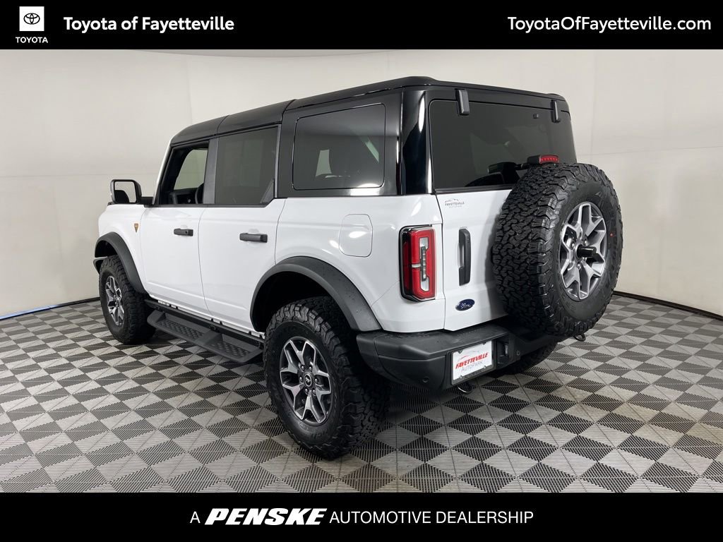 Used 2025 Ford Bronco Badlands image 13