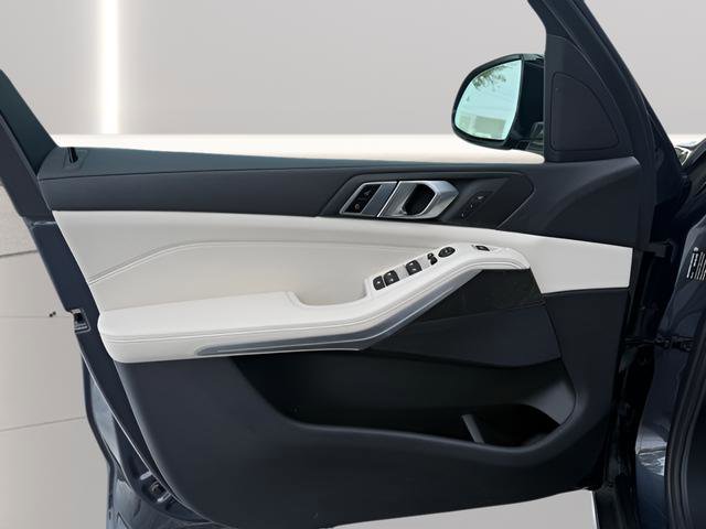 Used 2022 BMW X5 xDrive40i image 15