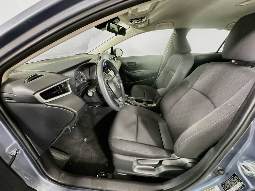 Certified 2025 Toyota Corolla LE FWD image 20