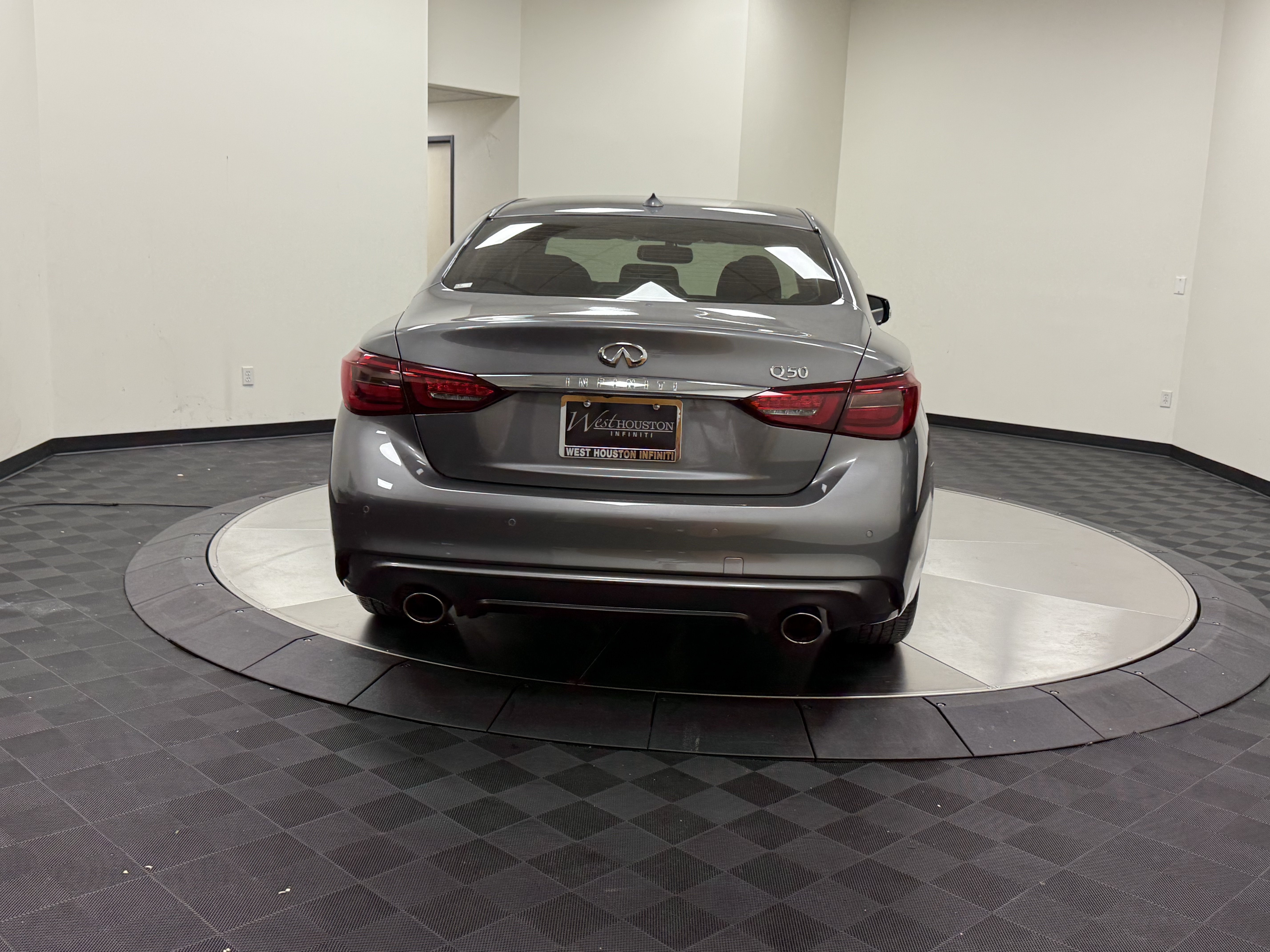 Used 2023 INFINITI Q50 Luxe w/ Cargo Package RWD image 6