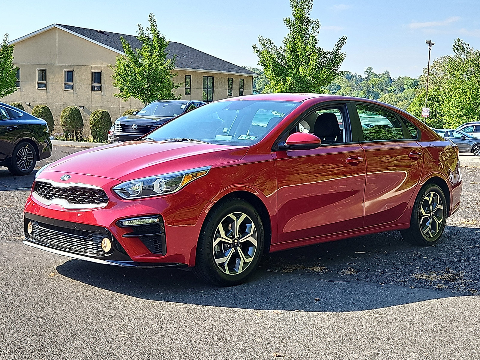Used 2021 Kia Forte LXS FWD image 3