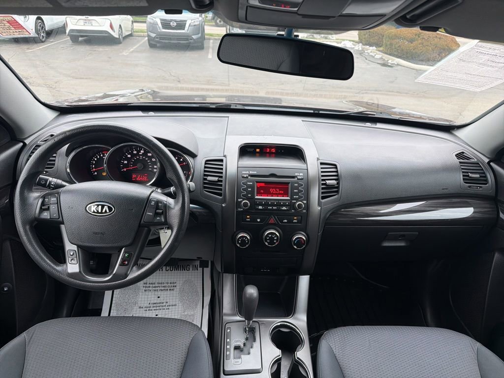 Used 2013 Kia Sorento LX image 18
