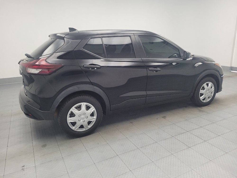 Used 2022 Nissan Kicks S FWD image 10