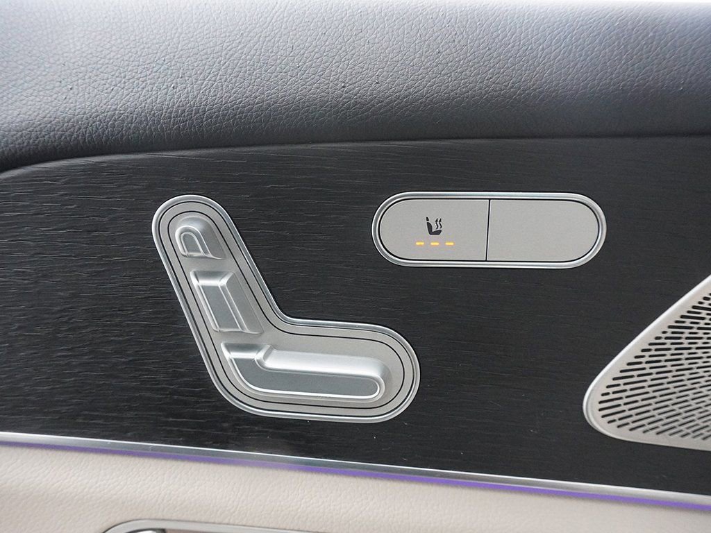 Used 2021 Mercedes-Benz GLS 580 4MATIC w/ Exclusive Trim Package image 34