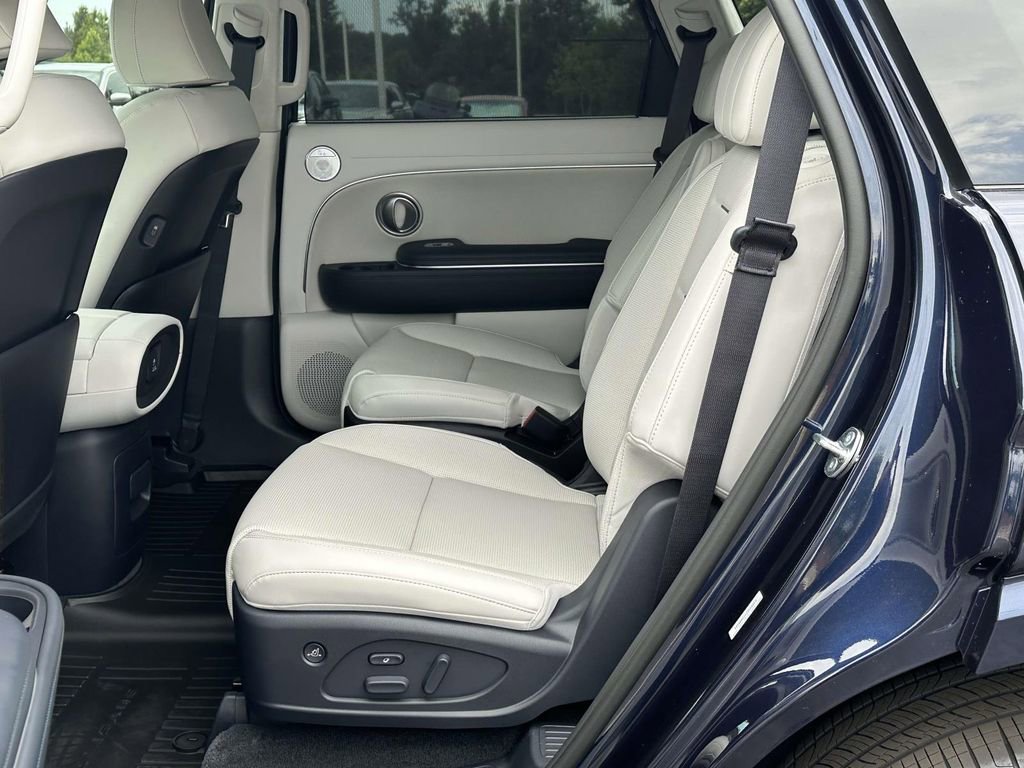 Used 2026 Hyundai Palisade Calligraphy FWD image 10