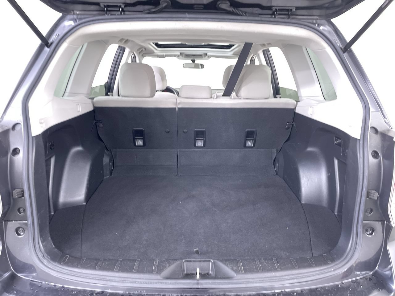 Used 2017 Subaru Forester 2.5i Premium w/ All-Weather Package AWD/4WD image 21