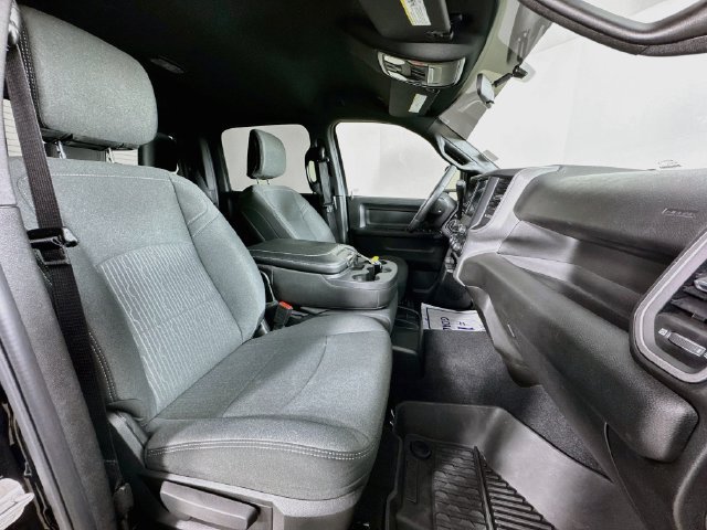 Used 2024 RAM 2500 Tradesman w/ Chrome Appearance Group AWD/4WD image 26
