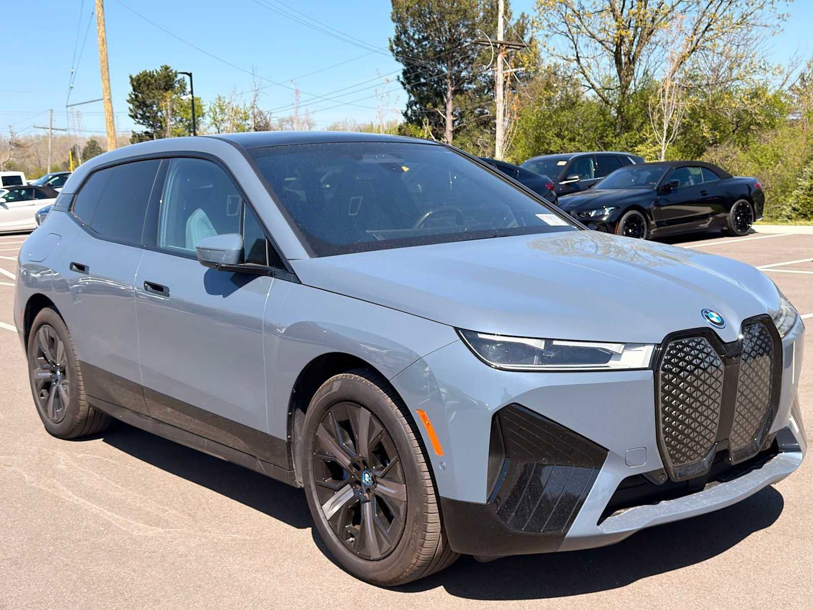 Certified 2024 BMW iX xDrive50 w/ Premium Package AWD/4WD image 2