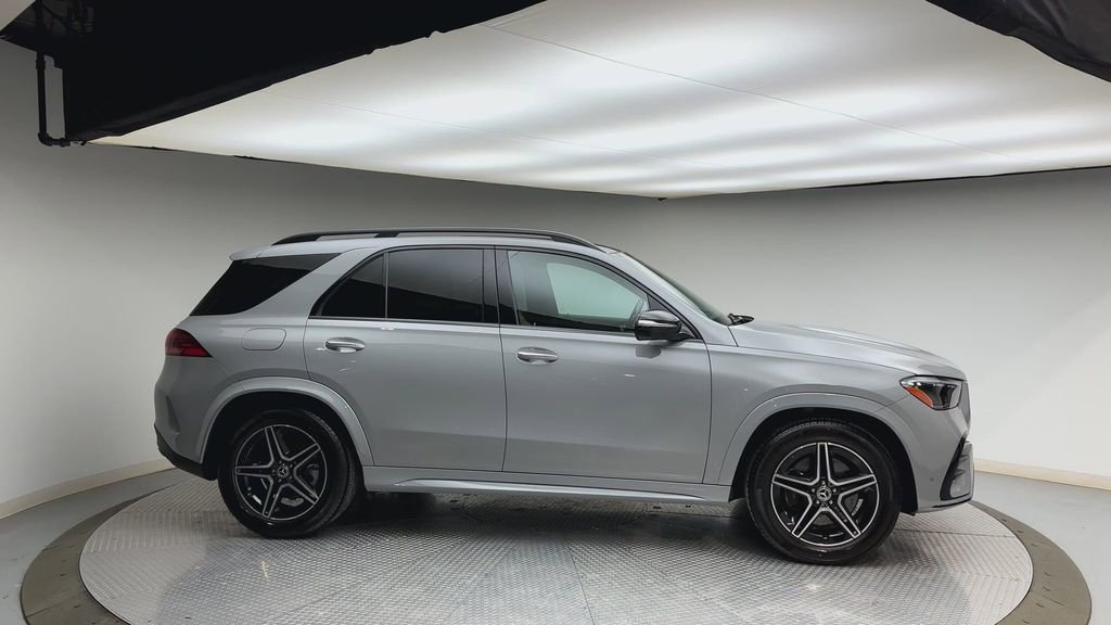 Used 2024 Mercedes-Benz GLE 350 4MATIC image 9