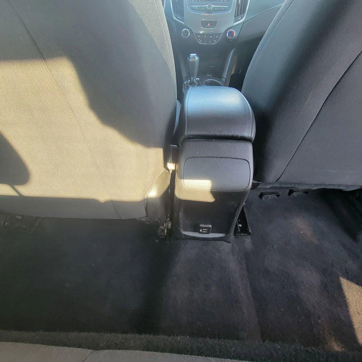 Used 2019 Chevrolet Cruze LT image 13