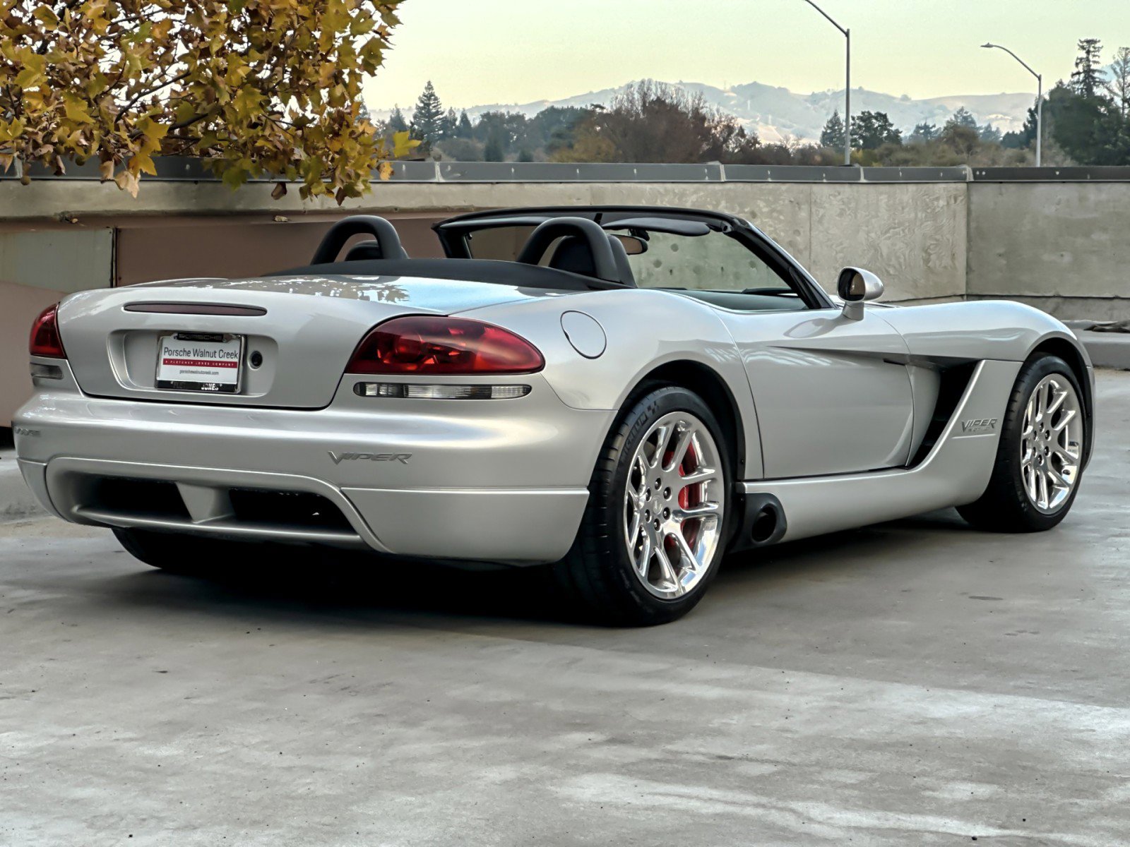 Used 2004 Dodge Viper SRT-10 image 7