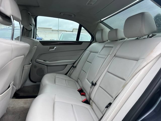 Used 2014 Mercedes-Benz E 350 Sedan image 16