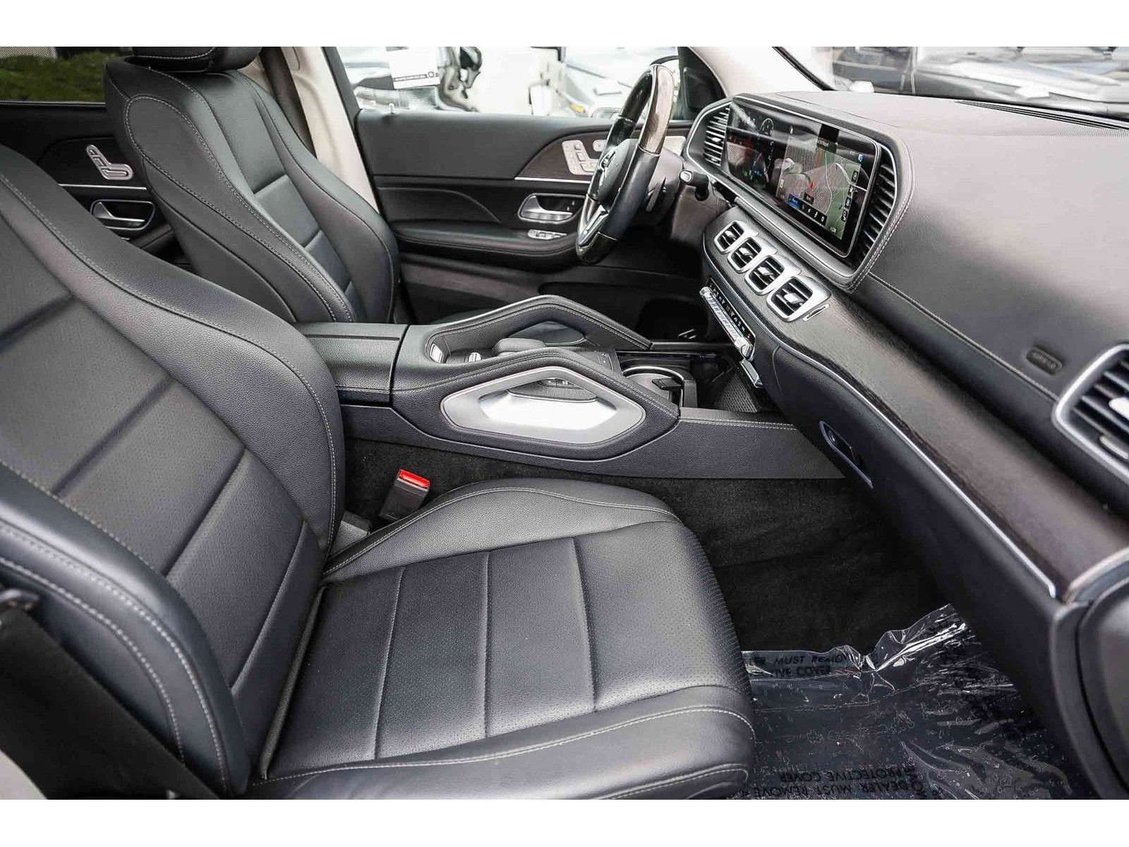 Used 2023 Mercedes-Benz GLS 450 4MATIC image 18