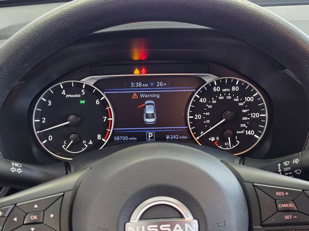 Used 2024 Nissan Altima 2.5 SV image 17