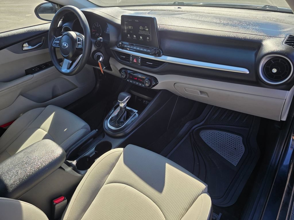 Used 2019 Kia Forte LXS FWD image 16