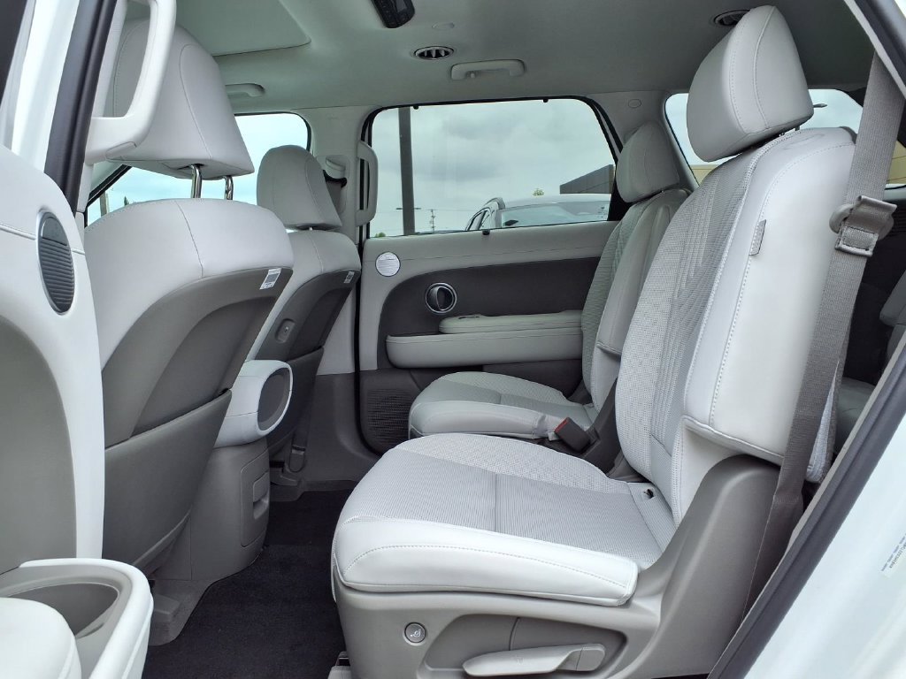 New 2026 Hyundai Palisade SEL FWD image 9