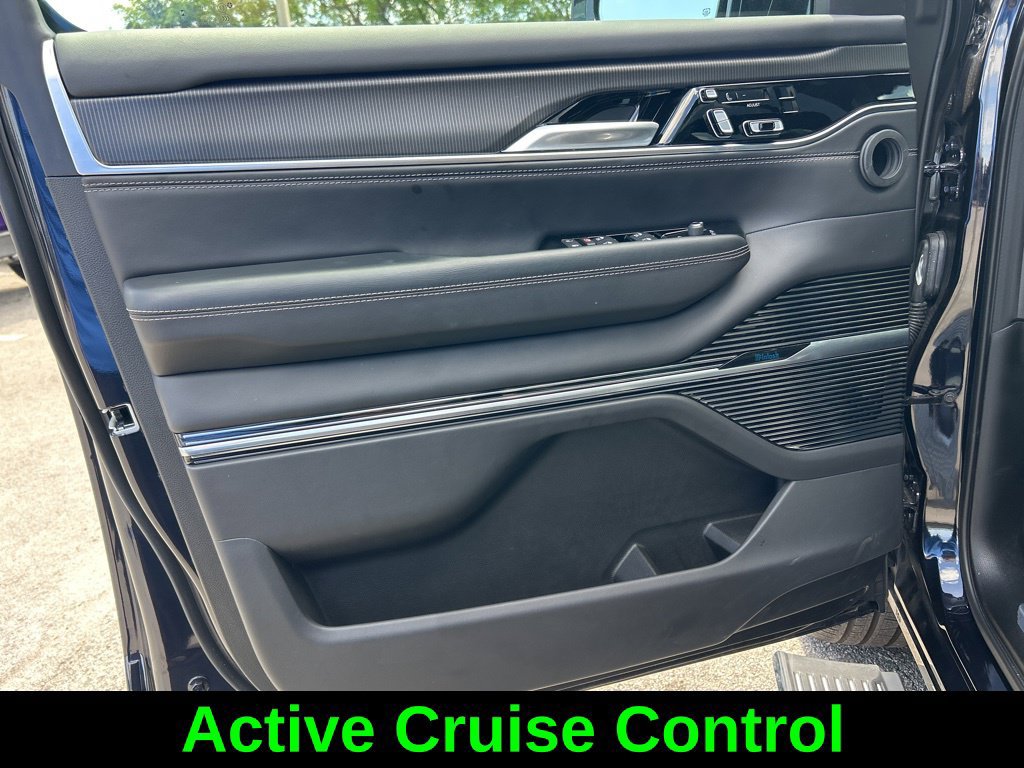 Used 2024 Jeep Grand Wagoneer Series II Obsidian w/ Quick Order Packagew 28T AWD/4WD image 39