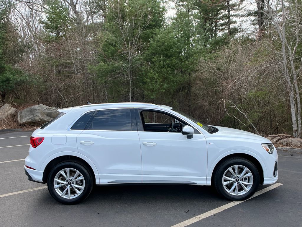 Used 2025 Audi Q3 2.0T Premium image 6